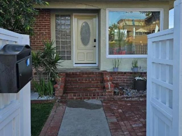 2 bedroom, San Diego CA 92109 105321671