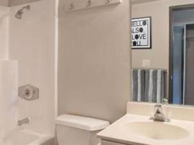 2 bedroom, San Diego CA 92101 LS100933563