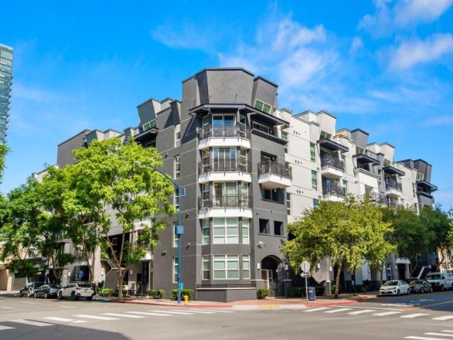 2 bedroom, San Diego CA 92101 105434209