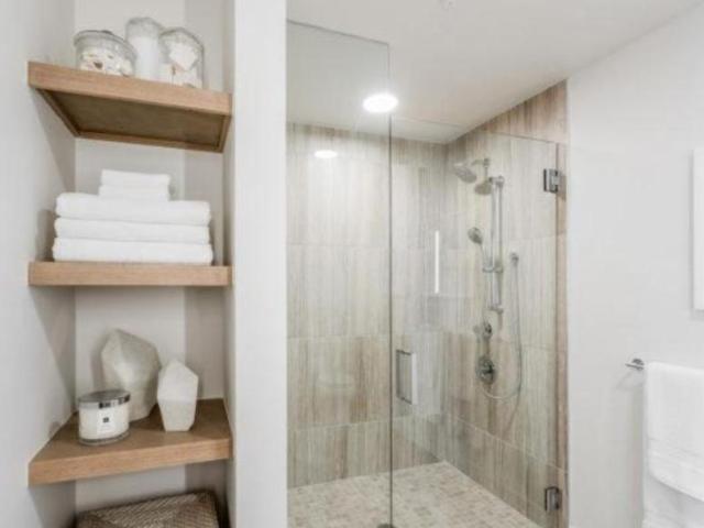 2 bedroom, San Diego CA 92101 105965576