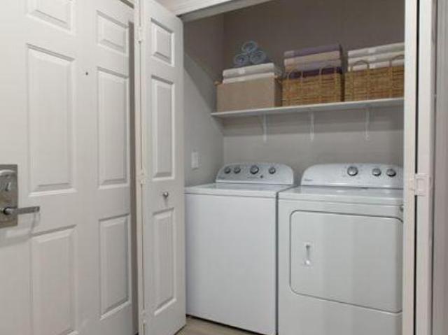 2 bedroom, San Diego CA 92101 106109285