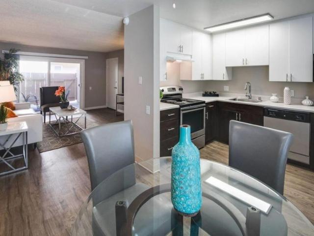 2 bedroom, San Diego CA 92117 106109092