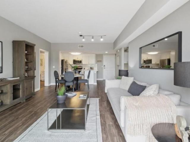 2 bedroom, San Diego CA 92110 103276713