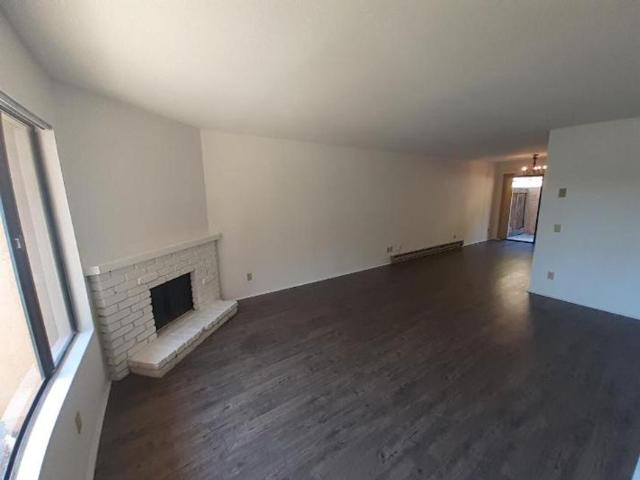 2 bedroom, San Diego CA 92126 104610254
