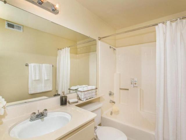 2 bedroom, San Diego CA 92126 106058408