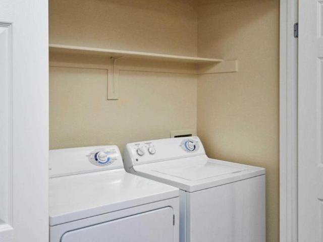 2 bedroom, San Diego CA 92127 102173976
