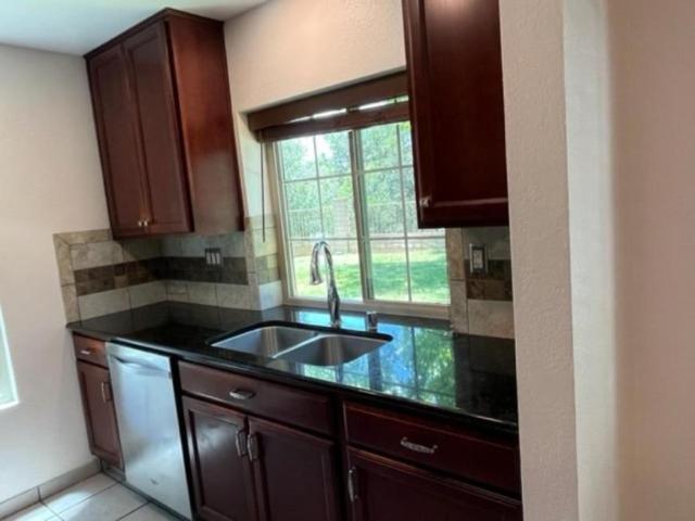2 bedroom, San Diego CA 92128 LS104738986