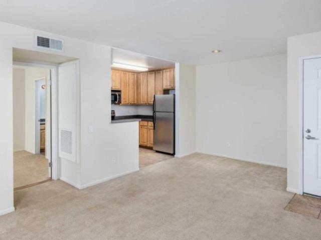 2 bedroom, San Diego CA 92128 103937178