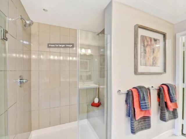 2 bedroom, San Diego CA 92130 LS102994459