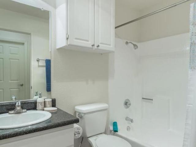 2 bedroom, San Diego CA 92131 LS105481835