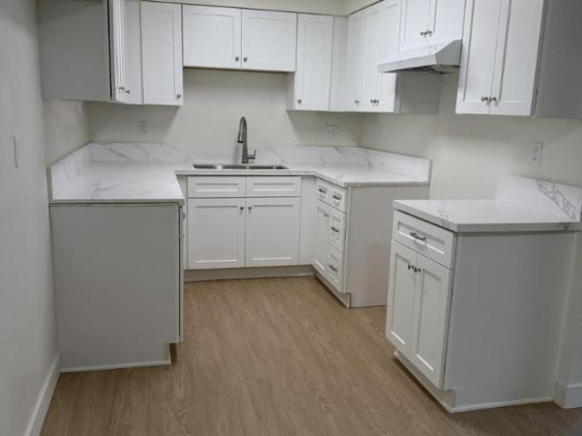 2 bedroom, San Jacinto CA 92583 102335102