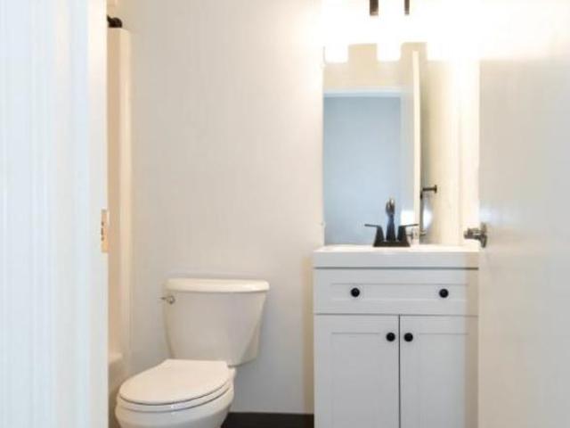 2 bedroom, Sandusky OH 44870 105988852