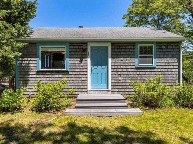 2 bedroom, Sandwich MA 02537 103889777