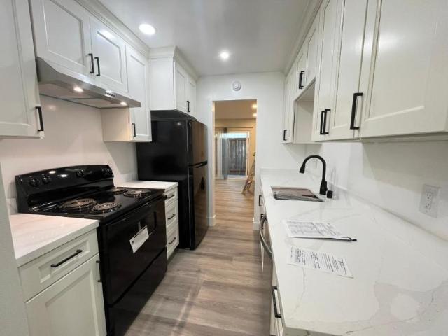2 bedroom, Santa Rosa CA 95404 LS102770308