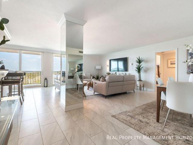 2 bedroom, Sarasota FL 34242 92364437