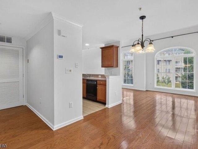 2 bedroom, Scotch Plains NJ 07076 105292770