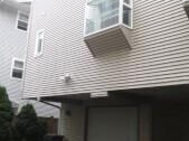 2 bedroom, Seattle WA 98103 105209512