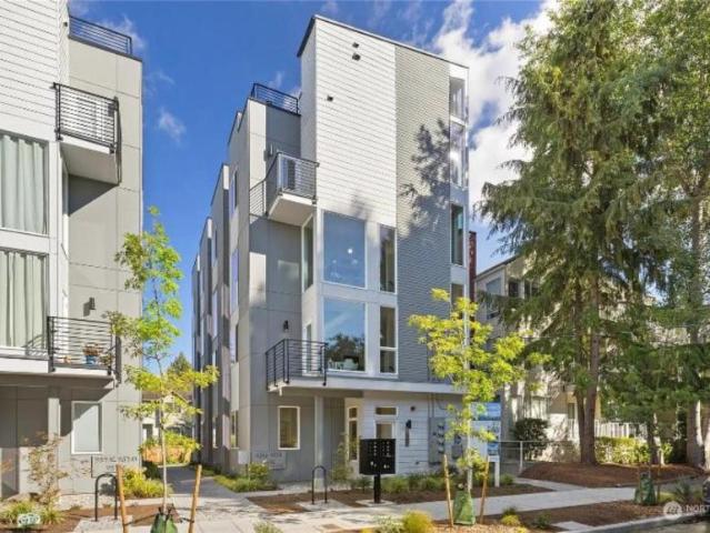2 bedroom, Seattle WA 98103 106133355