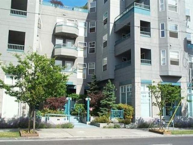 2 bedroom, Seattle WA 98105 105238105