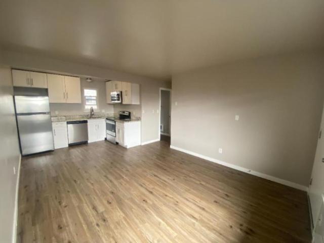 2 bedroom, Seattle WA 98109 105845394
