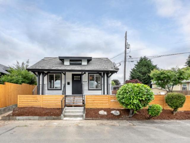 2 bedroom, Seattle WA 98118 105921681