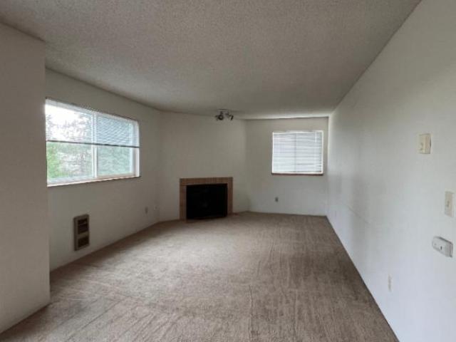 2 bedroom, Seattle WA 98125 106112535