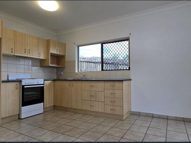 2 bedroom Semi detached Unit