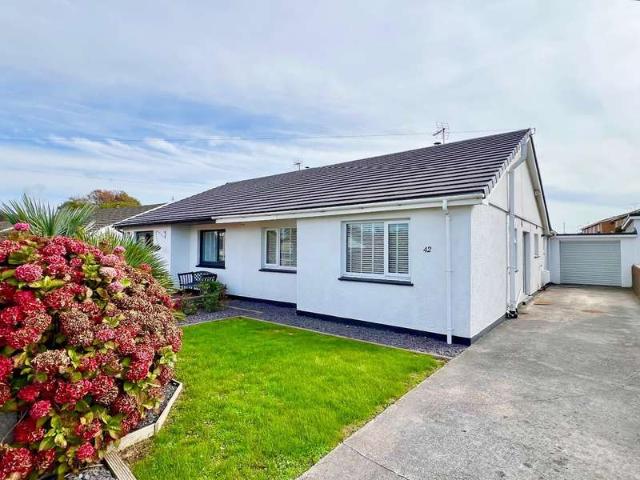 2 Bedroom Semi Detached Bungalow