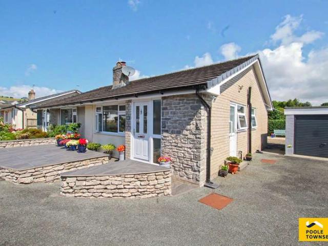 2 Bedroom Semi Detached Bungalow