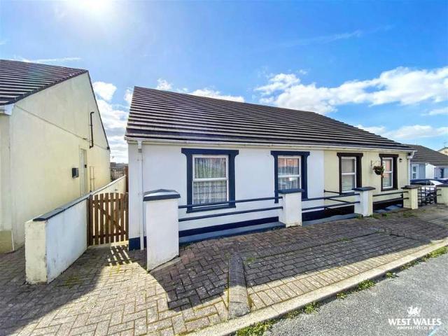 2 Bedroom Semi Detached Bungalow