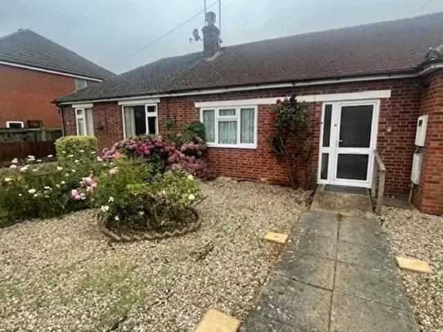 2 Bedroom Semi Detached Bungalow To Rent In Adams Road, Woodford Halse, West Northamptonshire, NN11