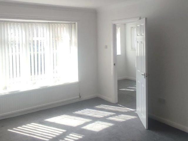 2 bedroom semi detached bungalow to rent