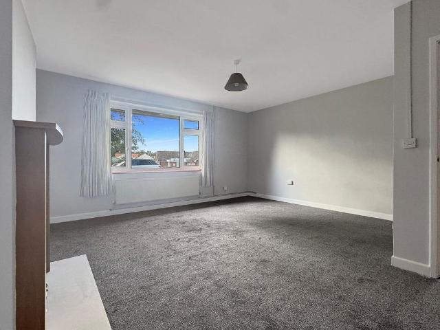 2 bedroom semi detached bungalow to rent