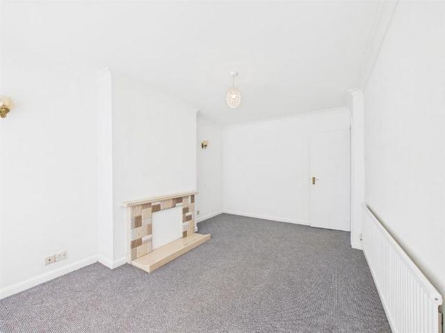 2 bedroom semi detached bungalow to rent