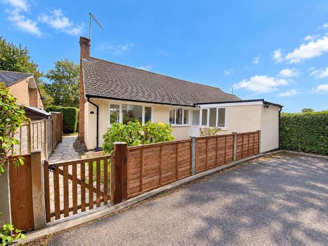 2 bedroom semi detached bungalow to rent