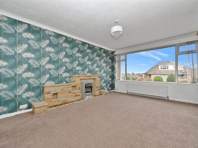 2 bedroom semi detached bungalow to rent