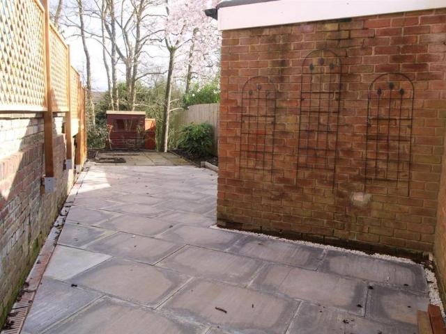 2 bedroom semi detached bungalow to rent
