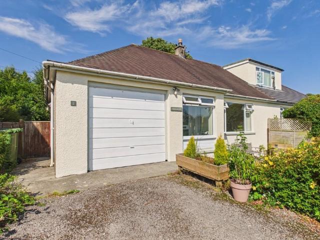 2 bedroom semi detached bungalow to rent
