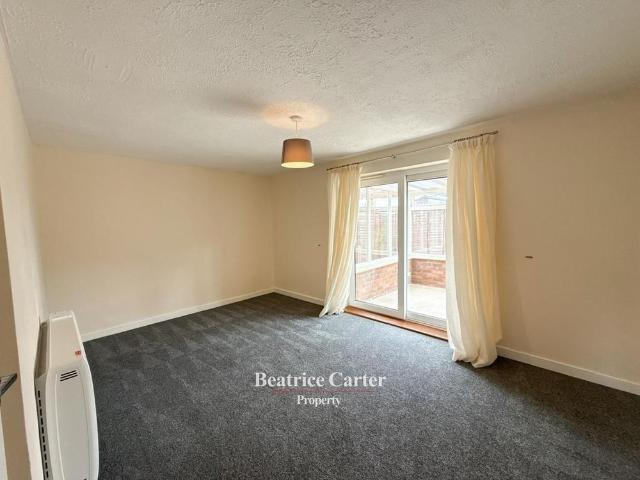 2 bedroom semi detached bungalow to rent