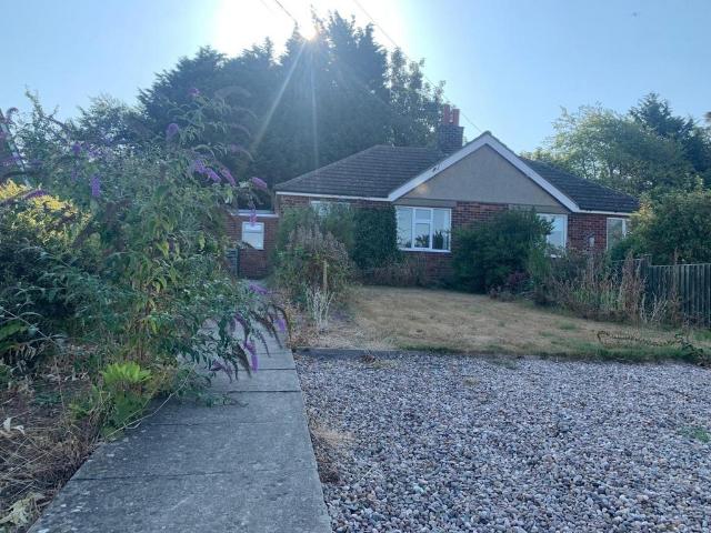 2 bedroom semi detached bungalow to rent