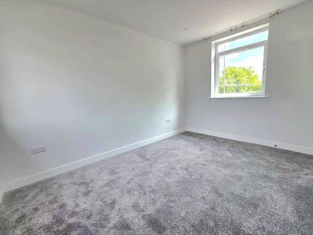 2 bedroom semi detached bungalow to rent