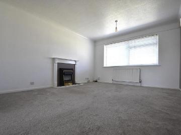 2 bedroom detached bungalow to rent