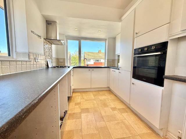 2 bedroom semi detached bungalow to rent