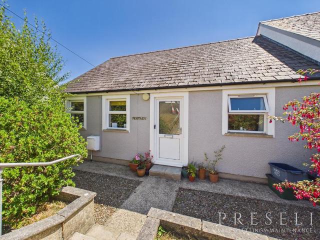 2 bedroom semi detached bungalow to rent