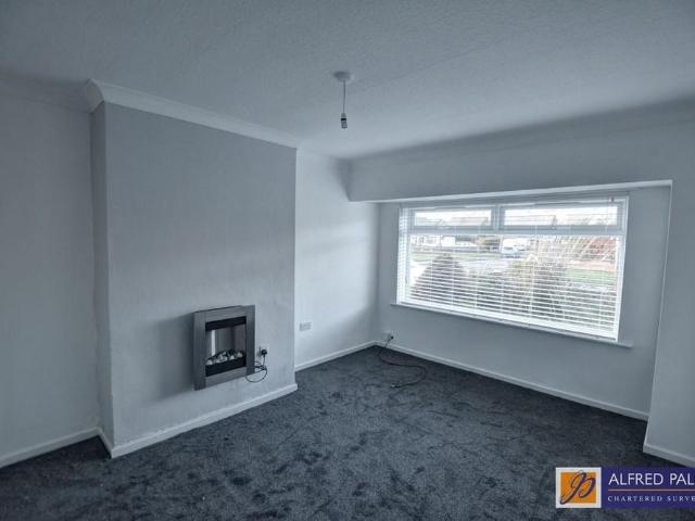 2 bedroom semi detached bungalow to rent