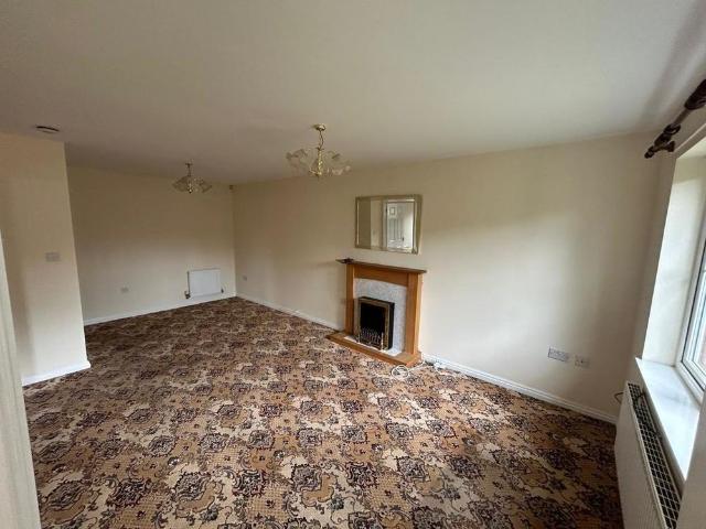 2 bedroom semi detached bungalow to rent