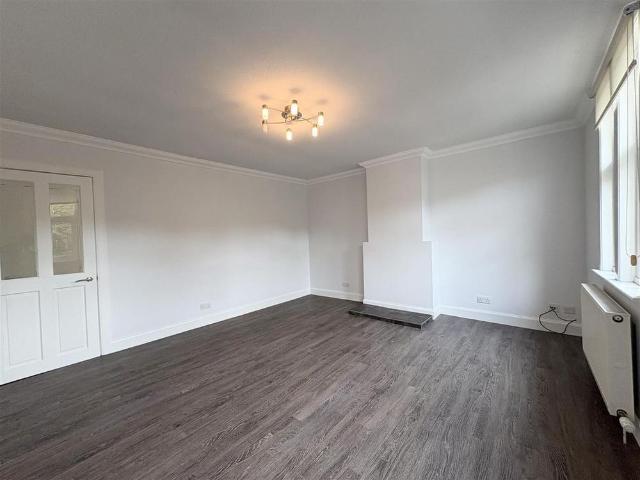 2 bedroom semi detached bungalow to rent