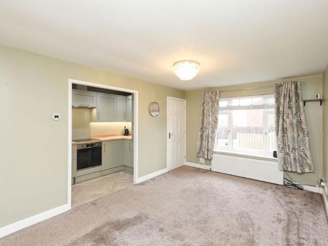 2 bedroom semi detached bungalow to rent