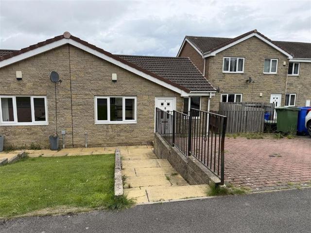2 bedroom semi detached bungalow to rent