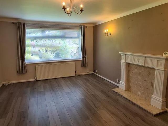 2 bedroom semi detached bungalow to rent